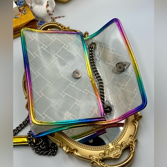 🆕 KURT GEIGER LONDON 🧿 NWOT Vinyl Medium Kensington Convertible Crossbody Bag - Picture 11 of 14